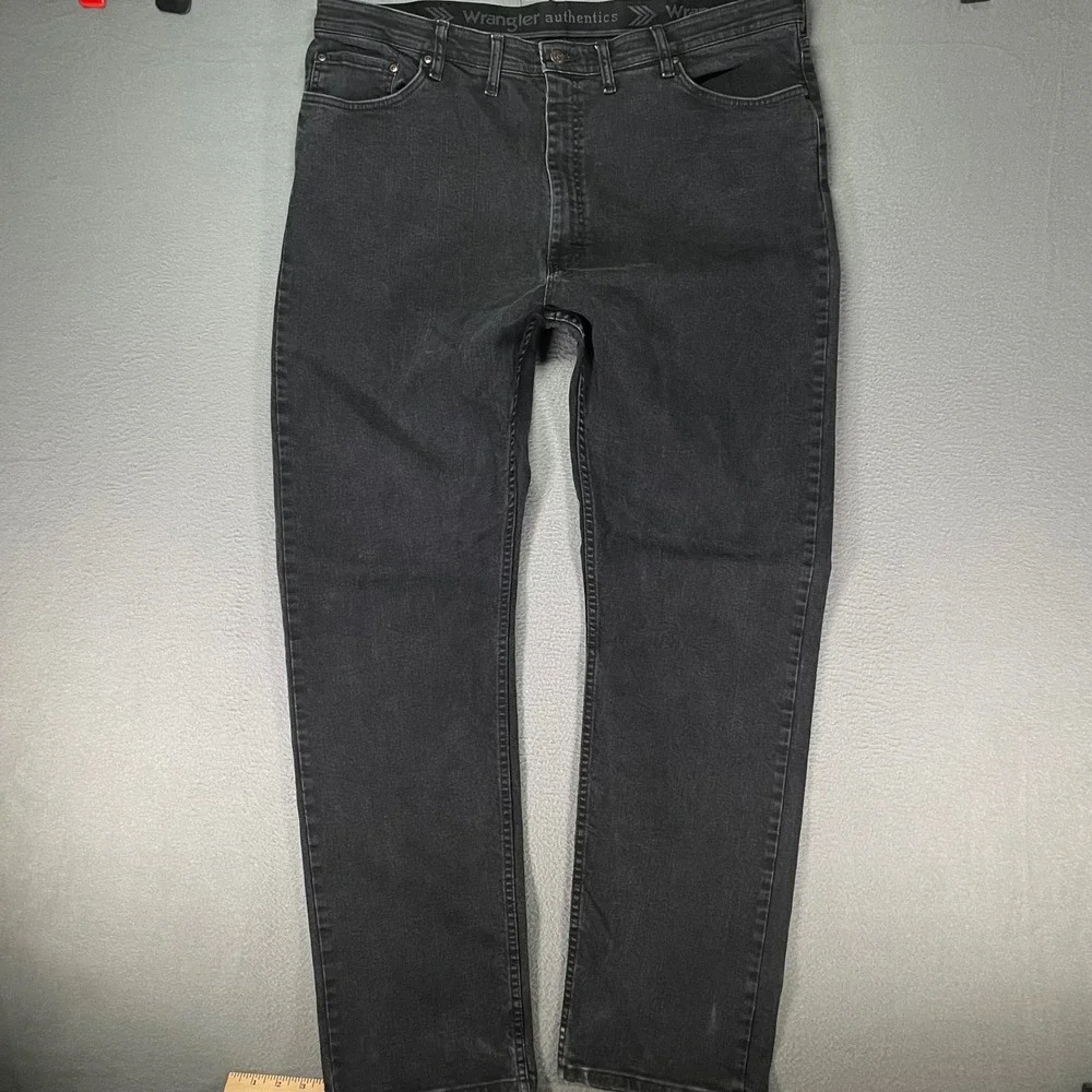 Wrangler Authentics Jeans Mens 42x34 Black Straight Leg Stretch Denim